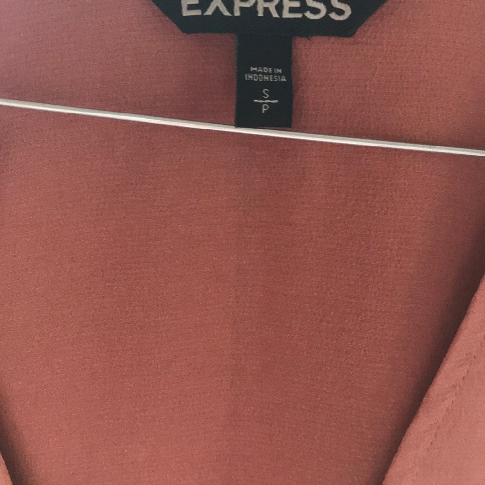 Polyester top. - Picture 4 of 7